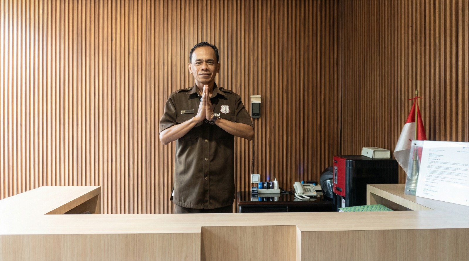 Lobby ARVA Building Cikini dengan area resepsionis